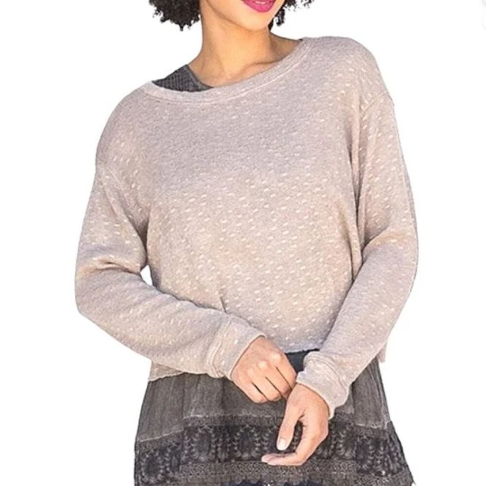 NWT Agnes & Dora Crop Pullover Taupe with Dots